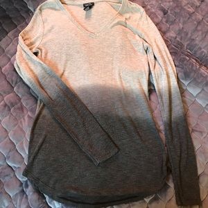 V neck long sleeve top